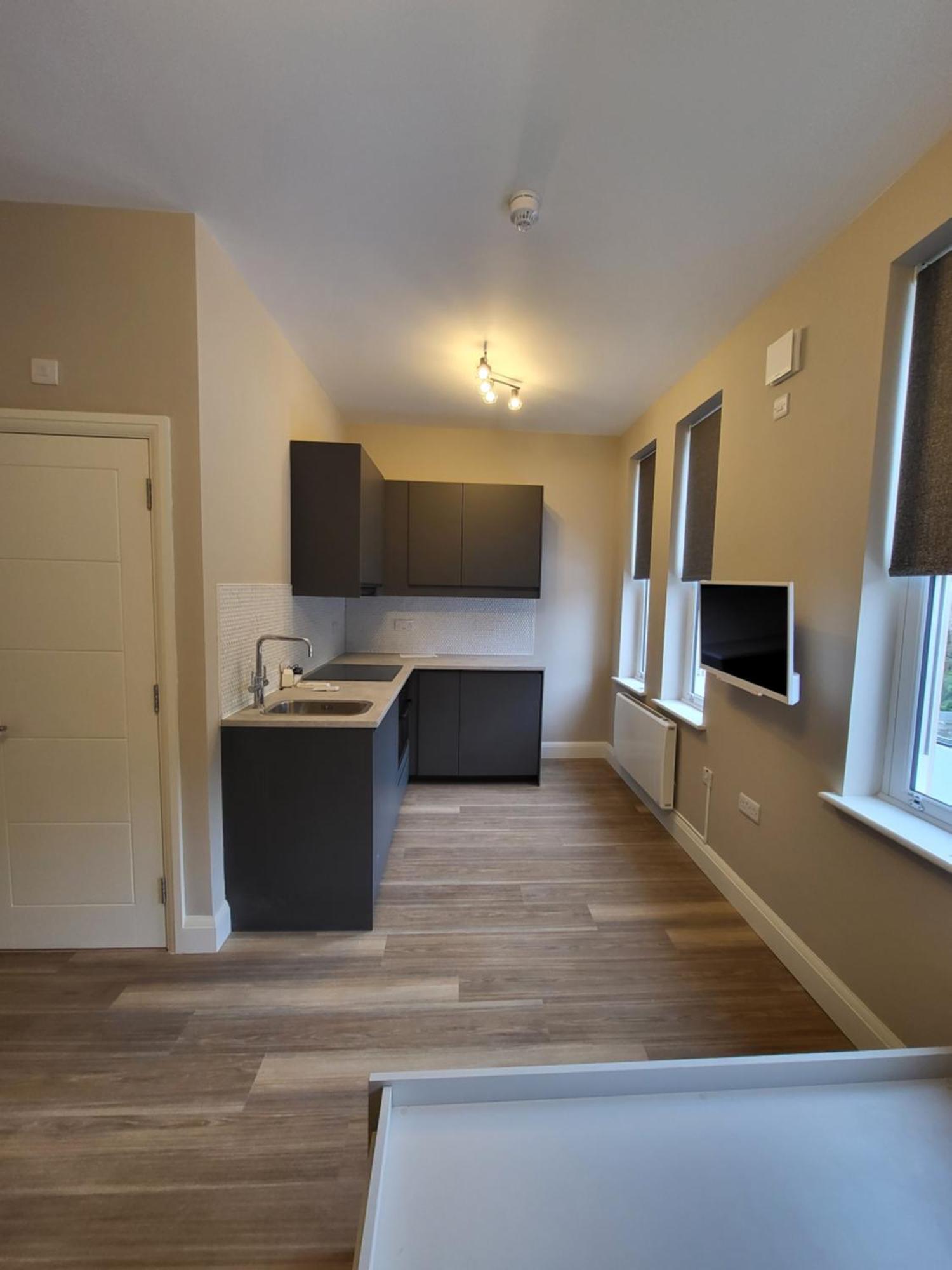 Sands House - Luxury Modern Studios With Secure Parking In Epsom, Surrey Kamer foto